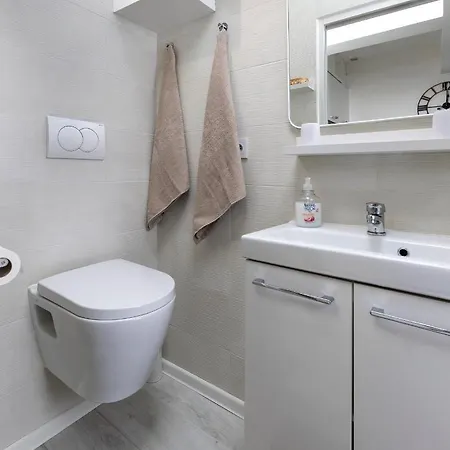 Bord De Mer- Avec Jardin Διαμέρισμα