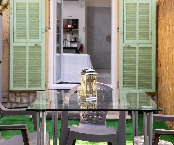 Bord De Mer- Avec Jardin Apartament *