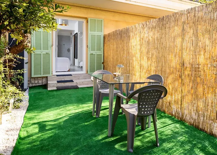 Bord De Mer- Avec Jardin Apartament