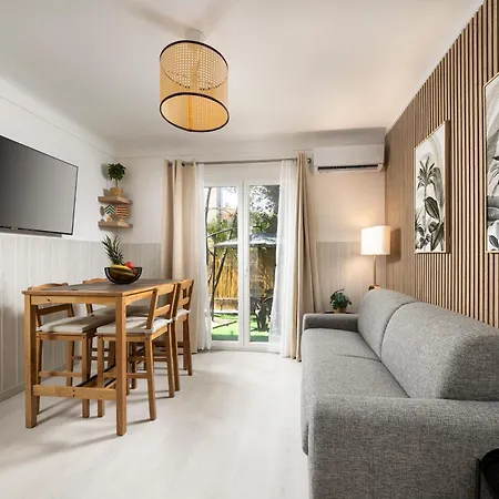 Apartment Bord De Mer- Avec Jardin *