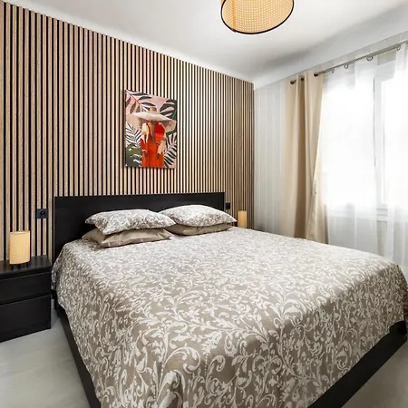 Apartment Bord De Mer- Avec Jardin *